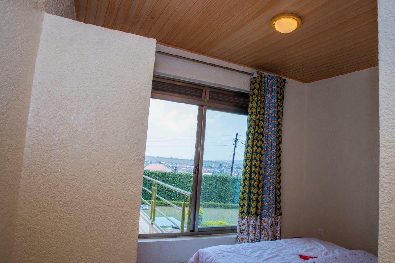 Kigali Castle Hostel ภายนอก รูปภาพ