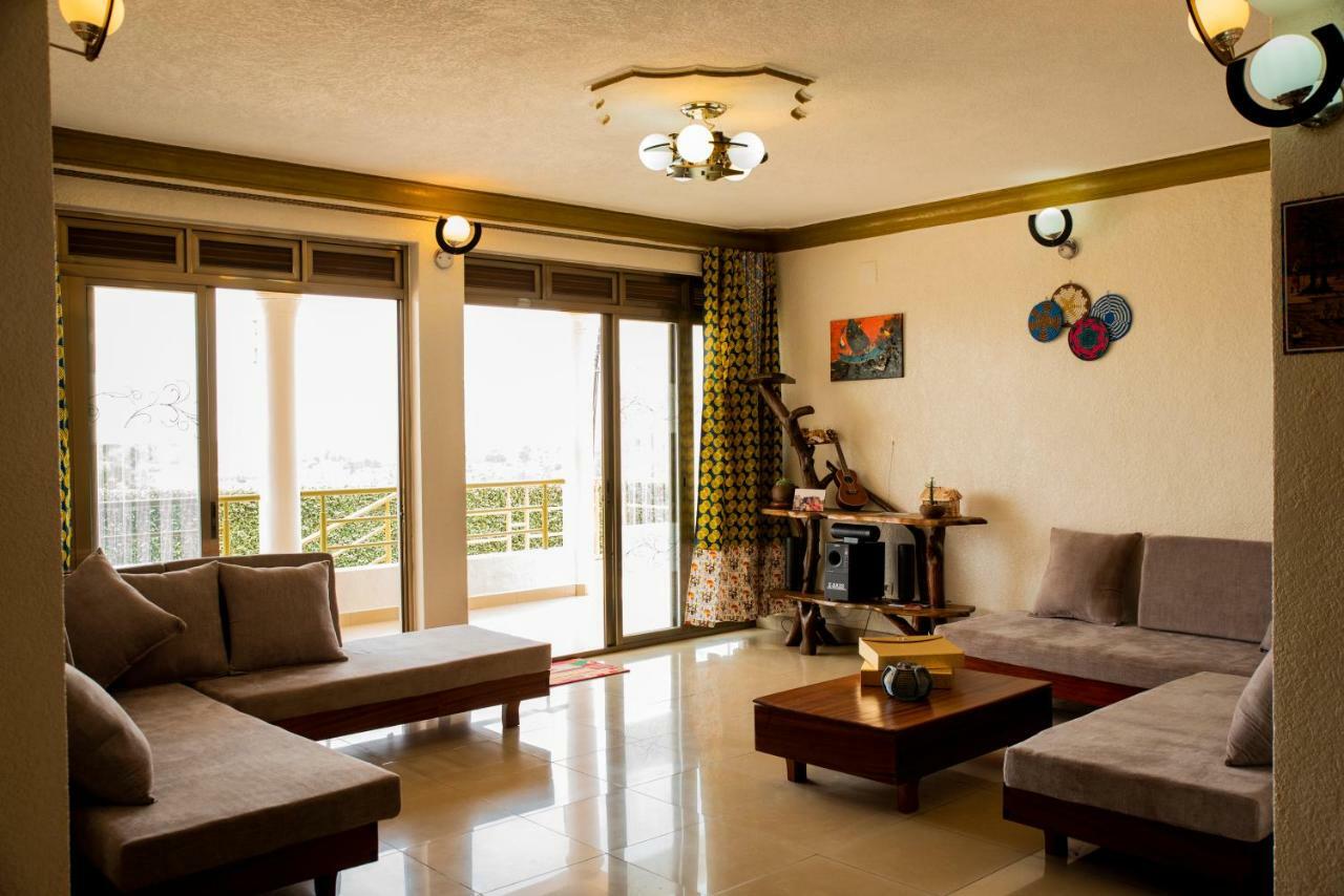 Kigali Castle Hostel ภายนอก รูปภาพ