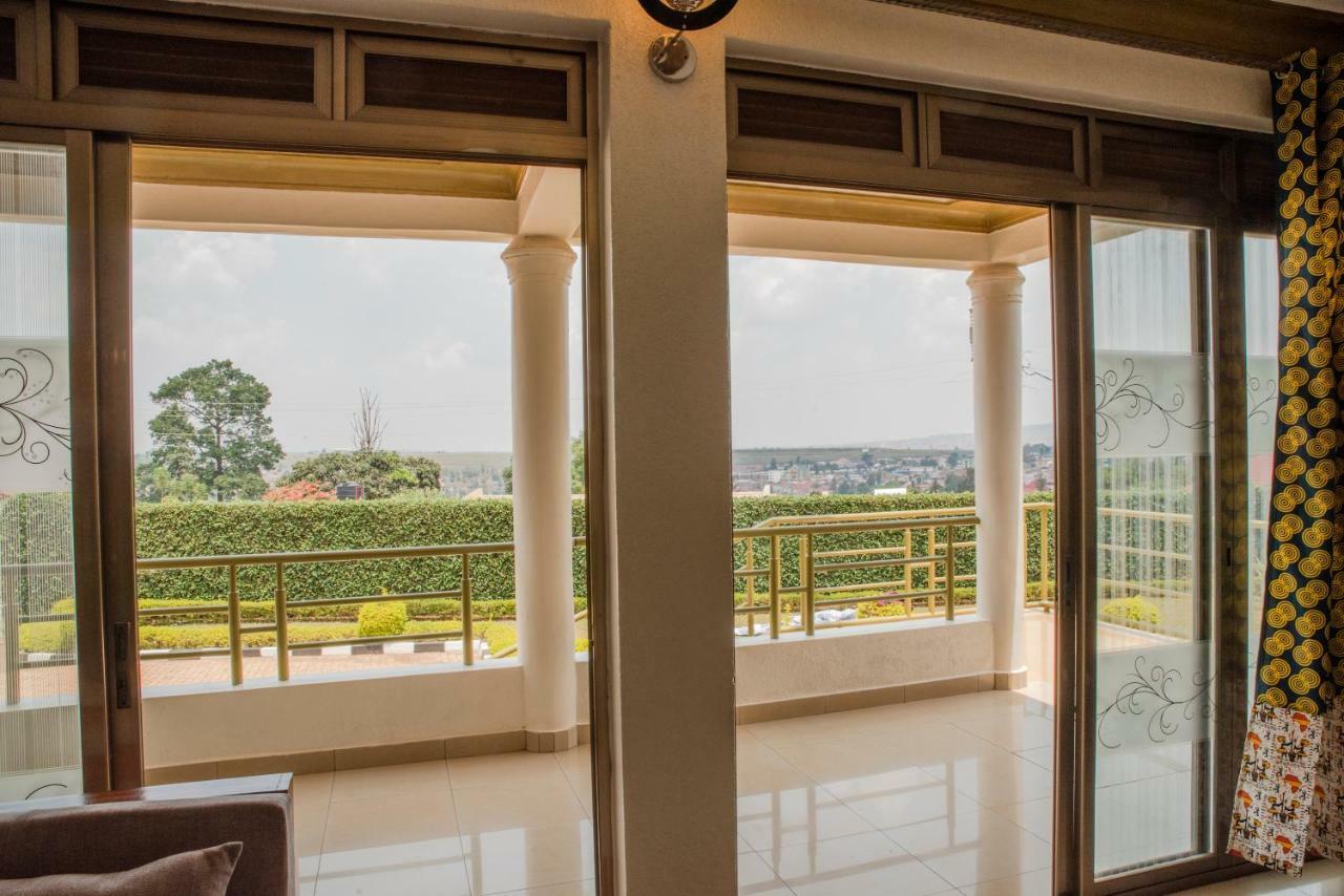 Kigali Castle Hostel ภายนอก รูปภาพ