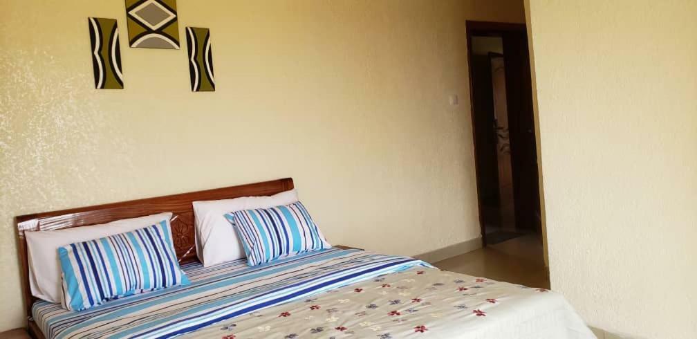Kigali Castle Hostel ภายนอก รูปภาพ