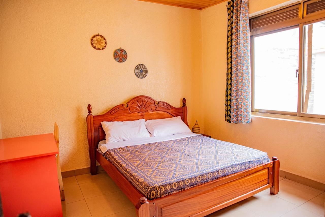 Kigali Castle Hostel ภายนอก รูปภาพ