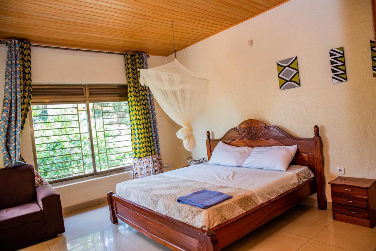 Kigali Castle Hostel ภายนอก รูปภาพ