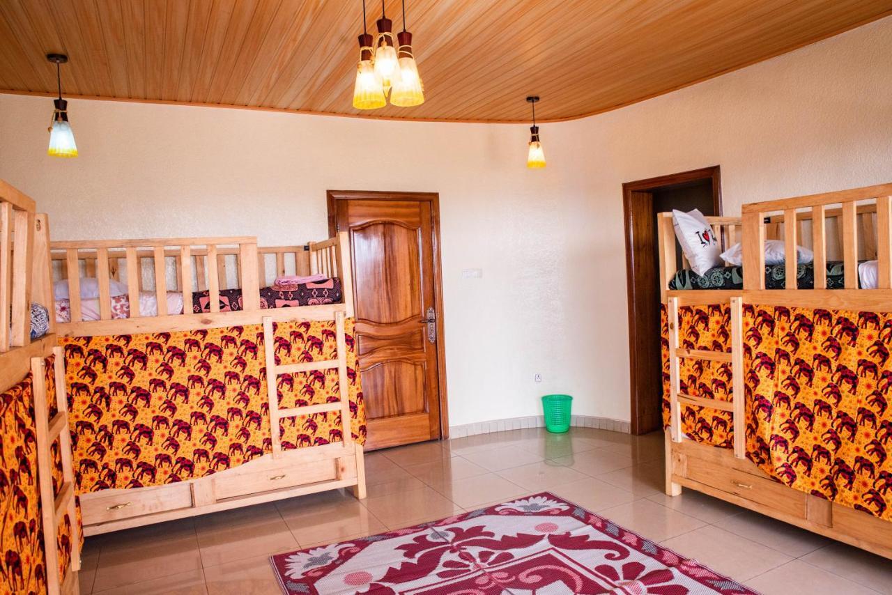 Kigali Castle Hostel ภายนอก รูปภาพ