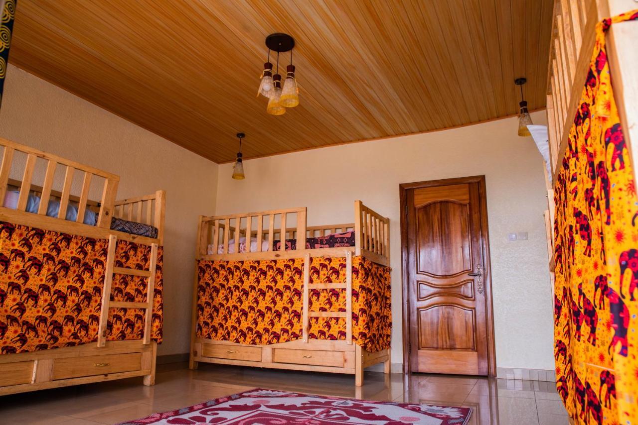 Kigali Castle Hostel ภายนอก รูปภาพ