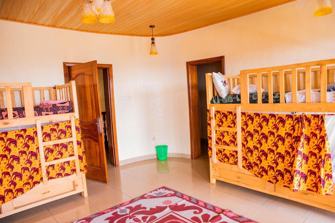 Kigali Castle Hostel ภายนอก รูปภาพ