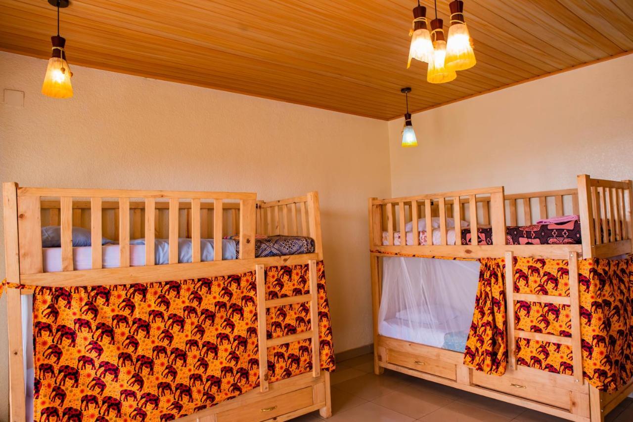 Kigali Castle Hostel ภายนอก รูปภาพ