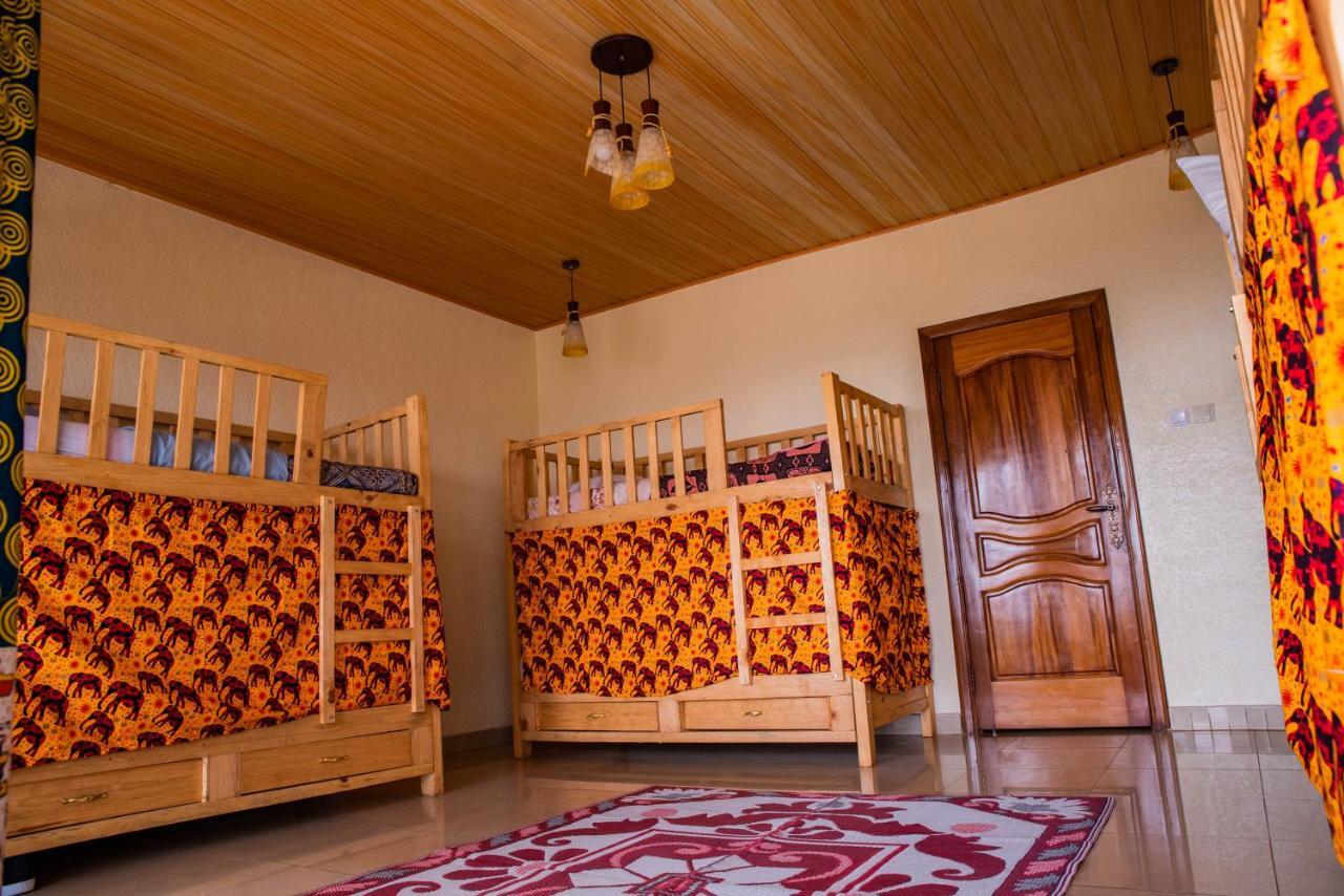 Kigali Castle Hostel ภายนอก รูปภาพ